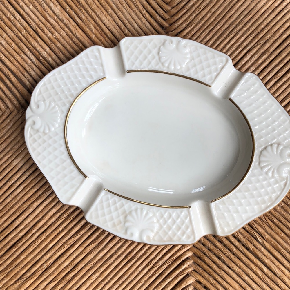 Lenox shell ash tray